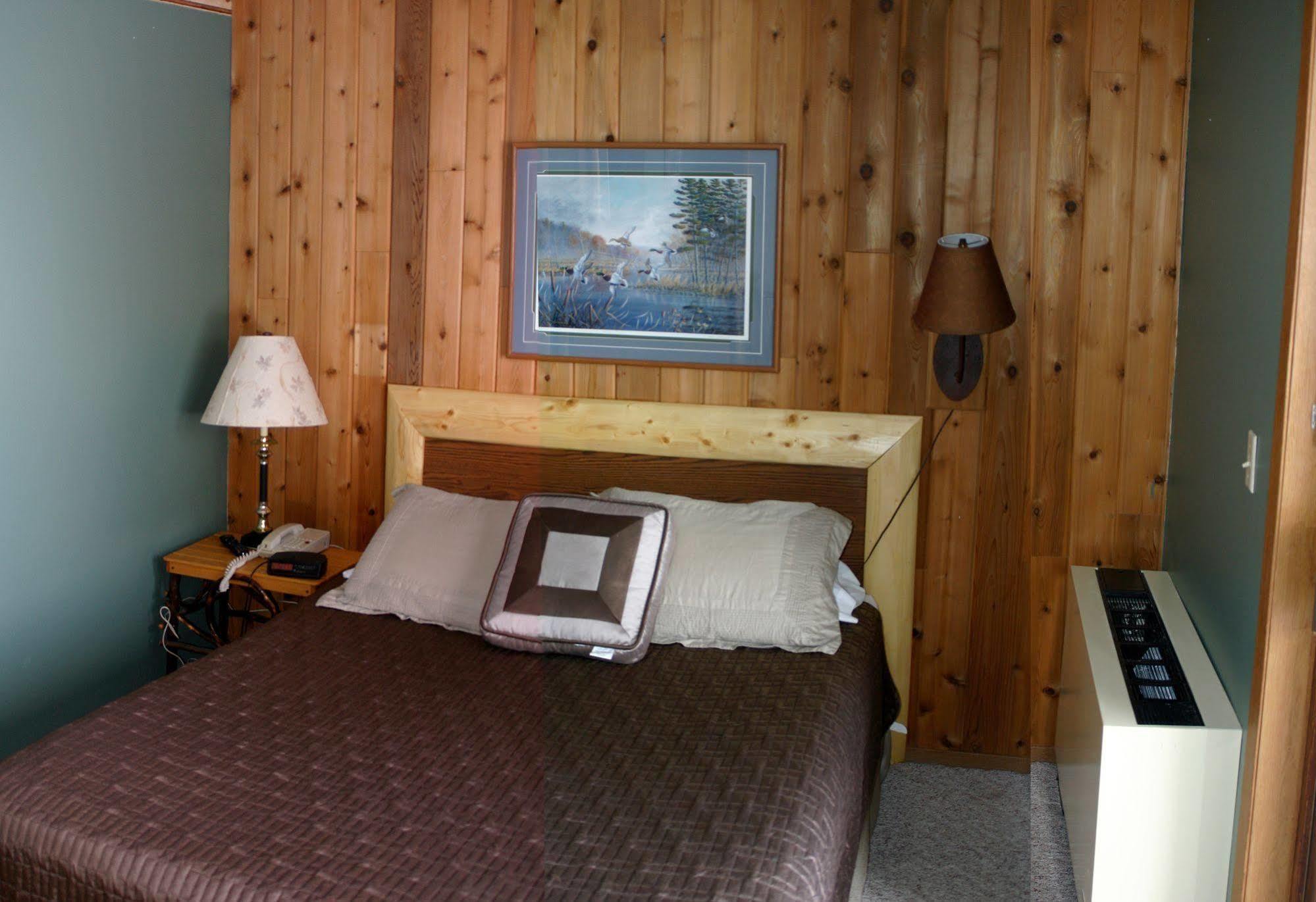 Lakewoods Resort & Golf Namekagon المظهر الخارجي الصورة